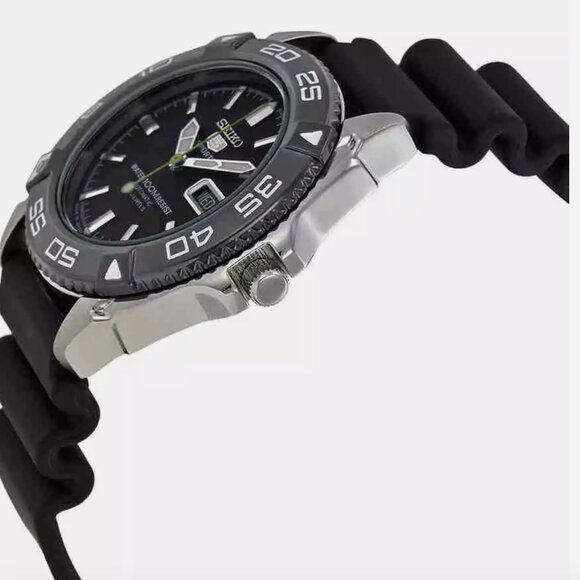 Seiko 5 Sports Automatic Black Dial Black Rubber Men Seiko Automatic Black Dial Black Rubber Men\'s Watch